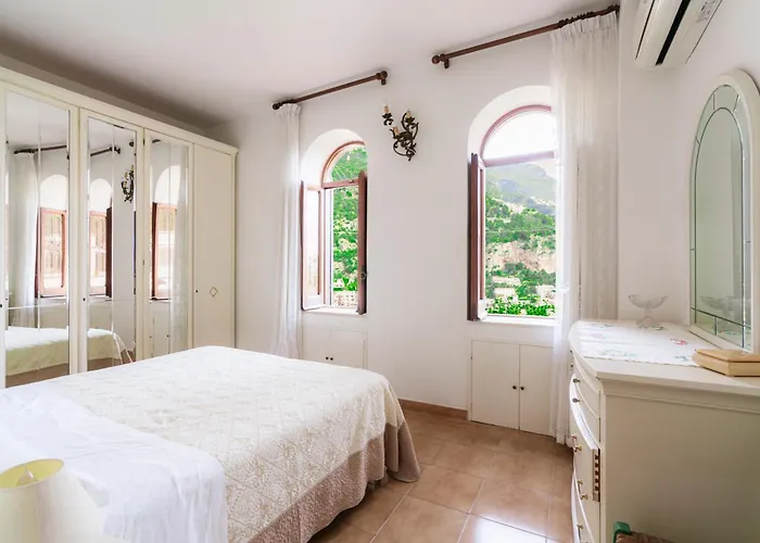 Casa Danira - بيت للعطل بوسيتانو