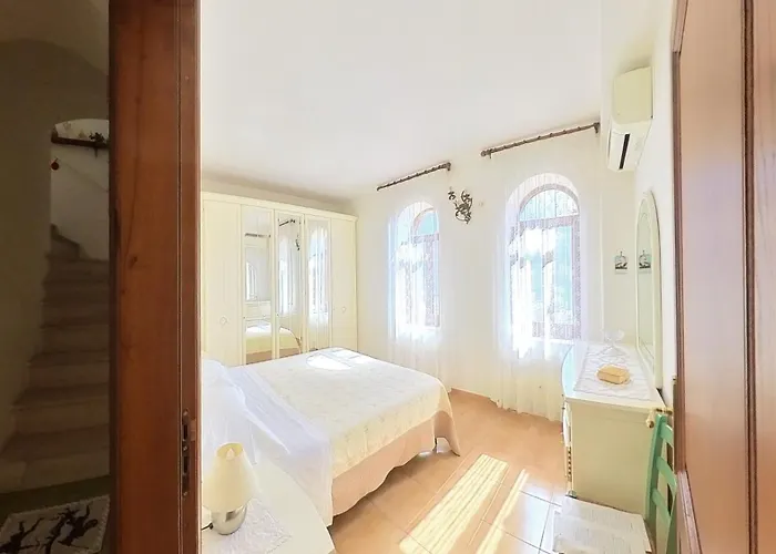 Semesterbostad Casa Danira - *